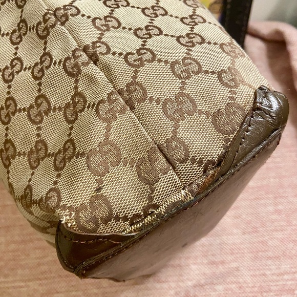 Gucci Brown Monogram Tote Bag - Picture 3 of 12